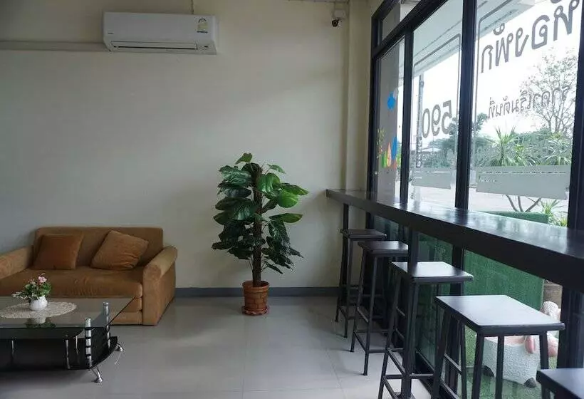 ホテル Lew Residence