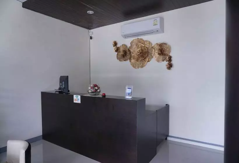 ホテル Lew Residence