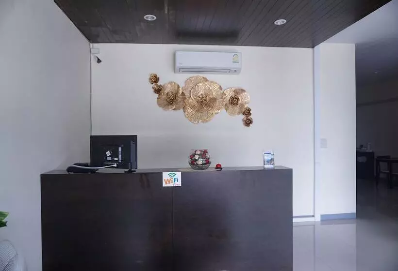 ホテル Lew Residence