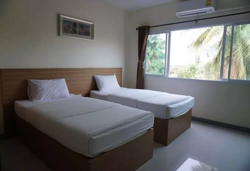 ホテル Lew Residence