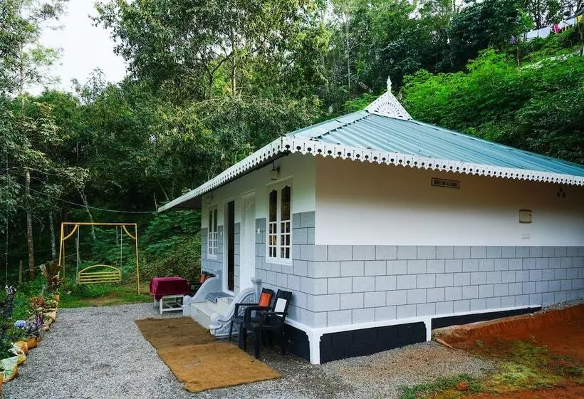 ホテル Munnar Kairali Holiday Home