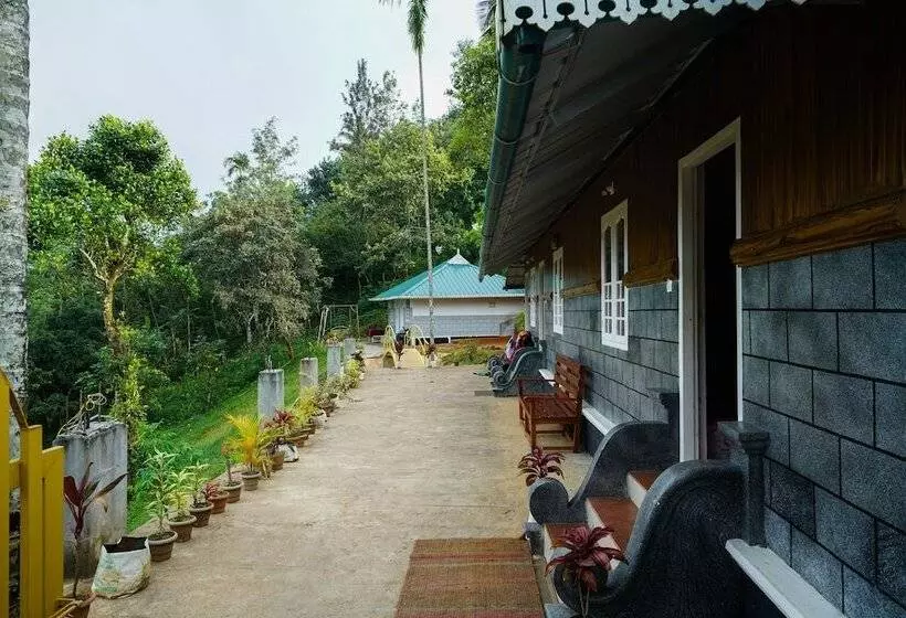 ホテル Munnar Kairali Holiday Home