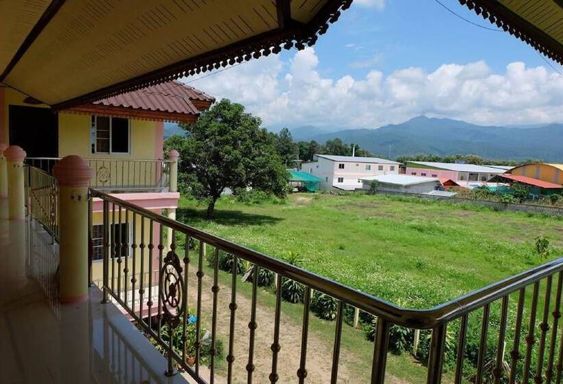 בית מלון כפרי Nakorn Nan Apartment