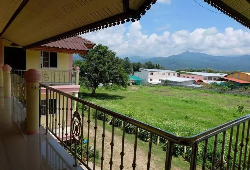 ホテル Nakorn Nan Apartment