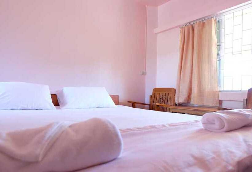 בית מלון כפרי Nakorn Nan Apartment