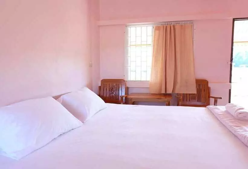ホテル Nakorn Nan Apartment