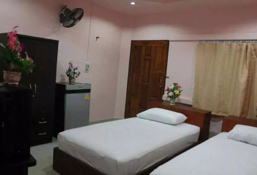 ホテル Nakorn Nan Apartment