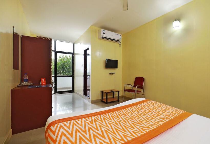 فندق Oyo 6725 Palm Inn