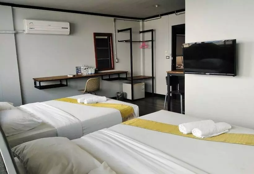 Hotelli Pimpimarn Beach