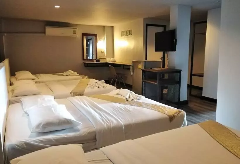 Hotelli Pimpimarn Beach