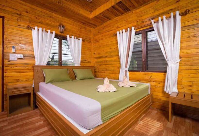 בית מלון כפרי Sasi Resort