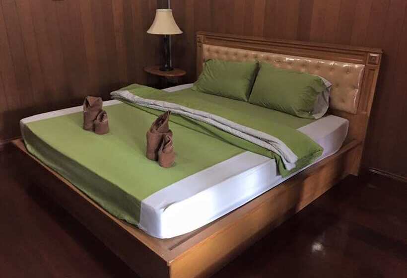 בית מלון כפרי Sasi Resort