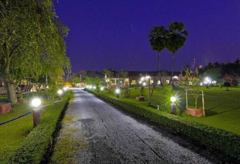 בית מלון כפרי Sasi Resort