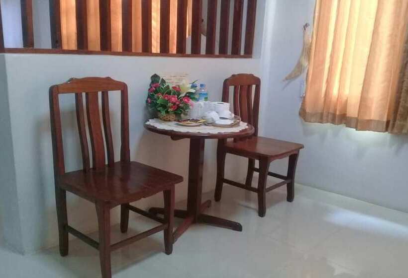 Hotel Sawatdee Resort