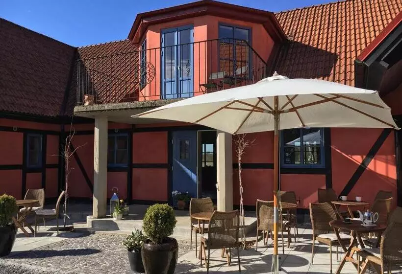 ホテル Villa Hasselbacken