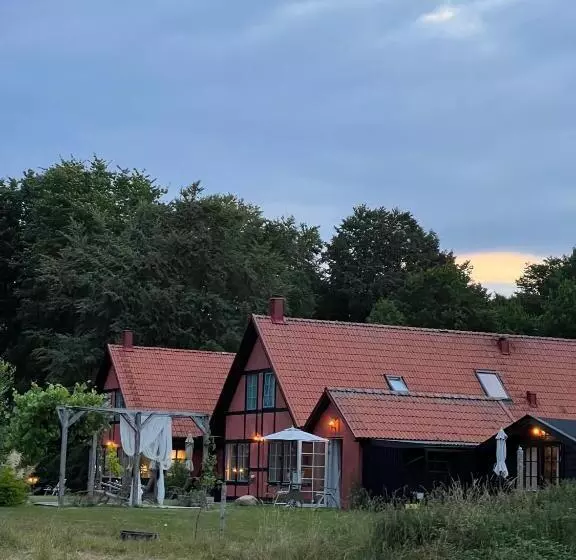 ホテル Villa Hasselbacken