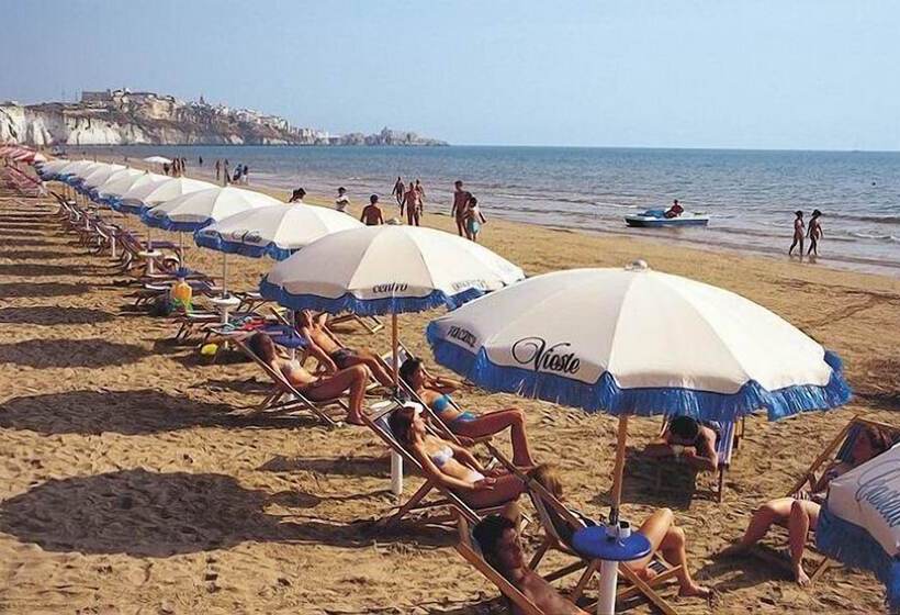 בית מלון כפרי Villaggio Sabbiadoro