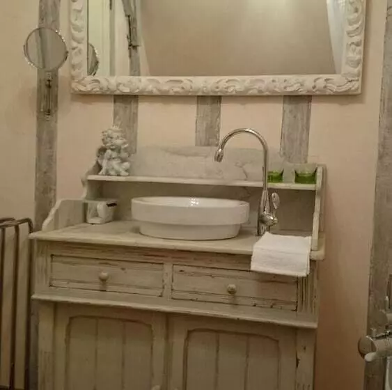 Majatalo Chateau Des Roises