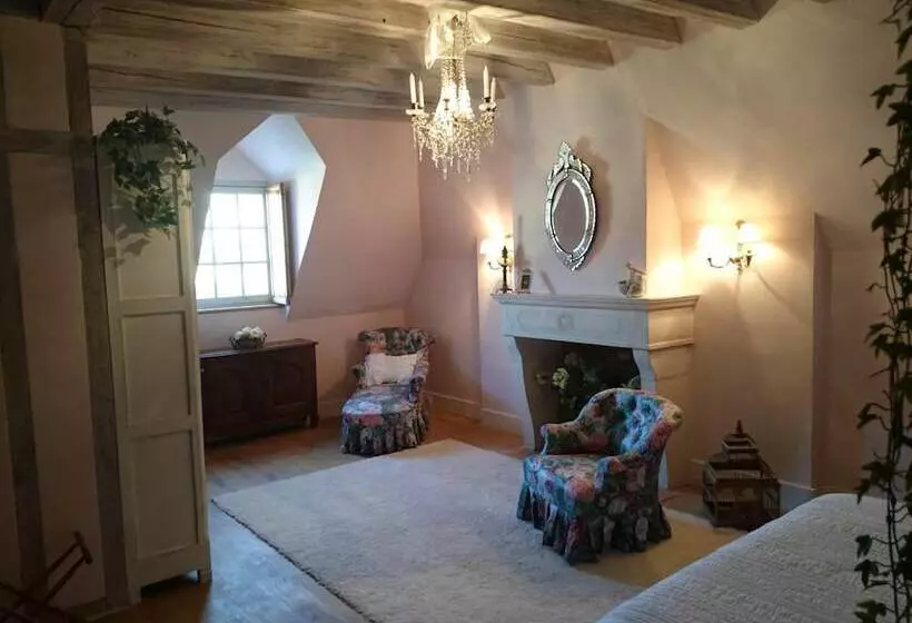 Majatalo Chateau Des Roises