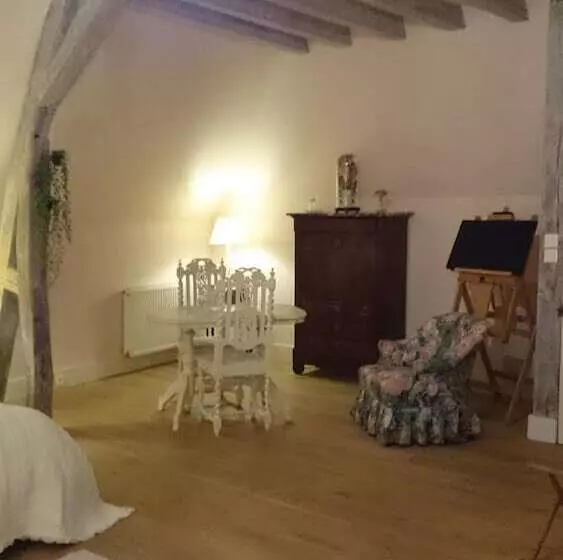 Majatalo Chateau Des Roises