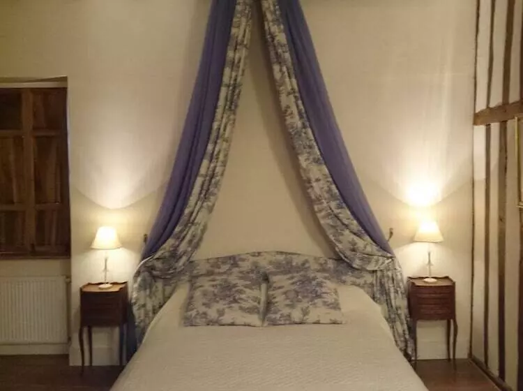 Majatalo Chateau Des Roises