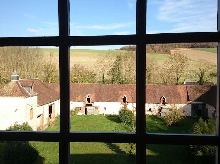 Пансион Chateau Des Roises