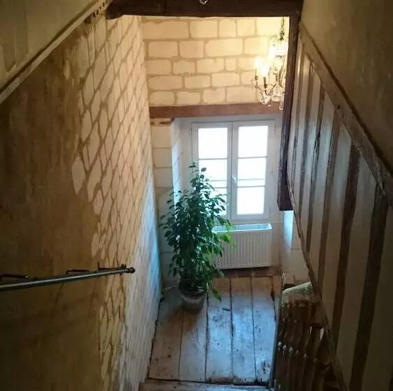 Majatalo Chateau Des Roises