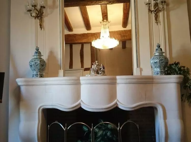 Majatalo Chateau Des Roises