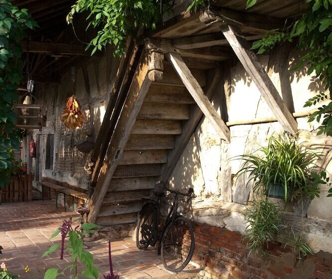 بنسيون La Ferme De Montalibord