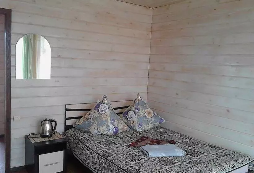 ペンション Lastochka