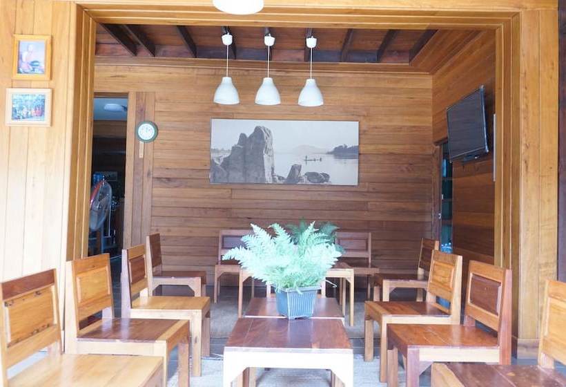 Pensionat Phu Chiangkhan Hostel