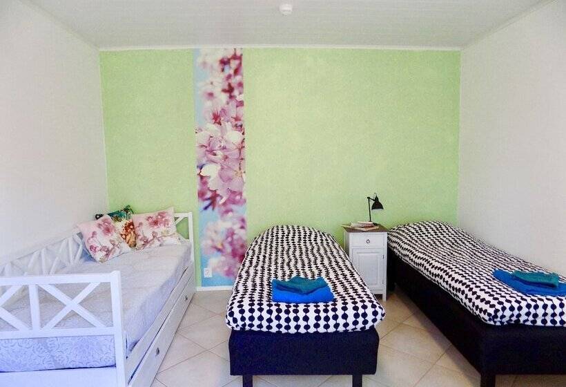 פנסיון Villa Sofia