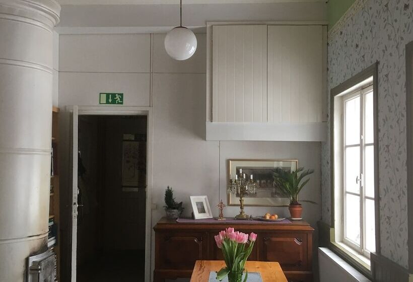 פנסיון Villa Sofia