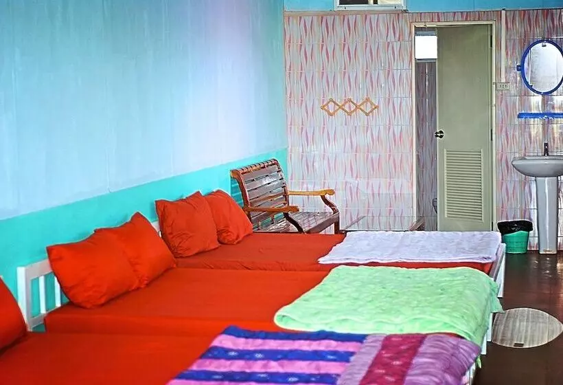 Lomakeskus Khao Kho Papamee Land Mark