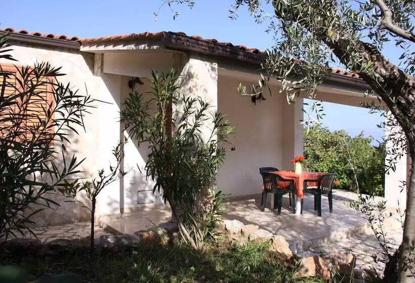 Lomakeskus Residence Gli Stingi