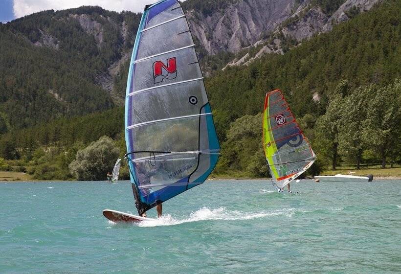 渡假胜地  Village Vacances De Chadenas