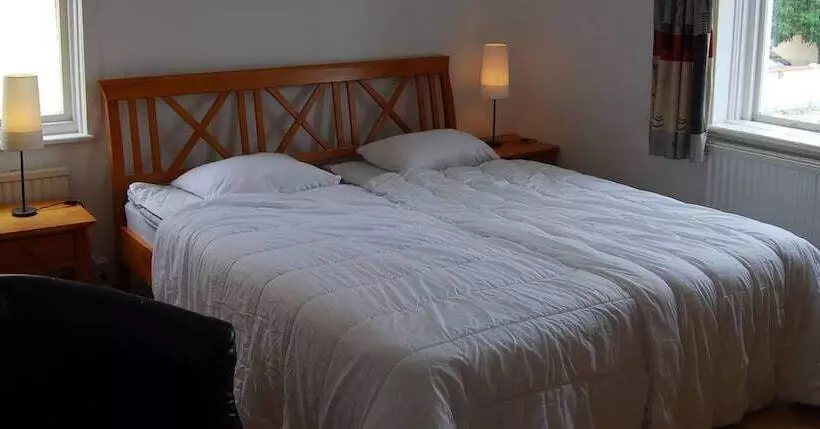 ユースホステル Adelsgatan Bed & Breakfast