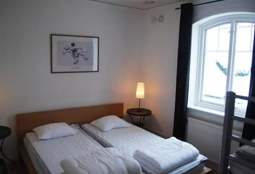 ユースホステル Adelsgatan Bed & Breakfast