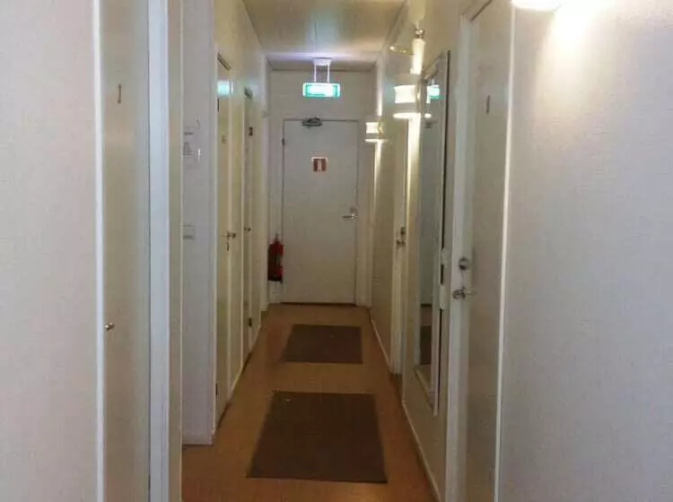 ユースホステル Adelsgatan Bed & Breakfast