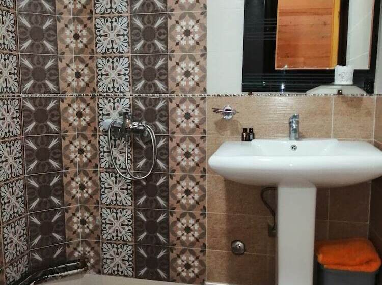 Общежитие Tamanoucht Auberge