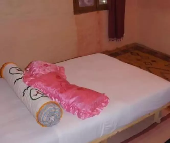تختخواب و صبحانه Auberge Isabel