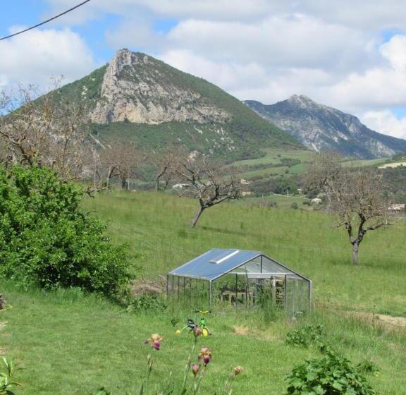 Bed and Breakfast La Ferme De La Condamine