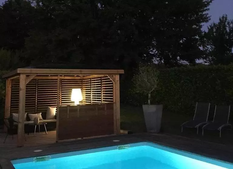 Aamiaismajoitus (B&B) La Maison Des Eaux Claires