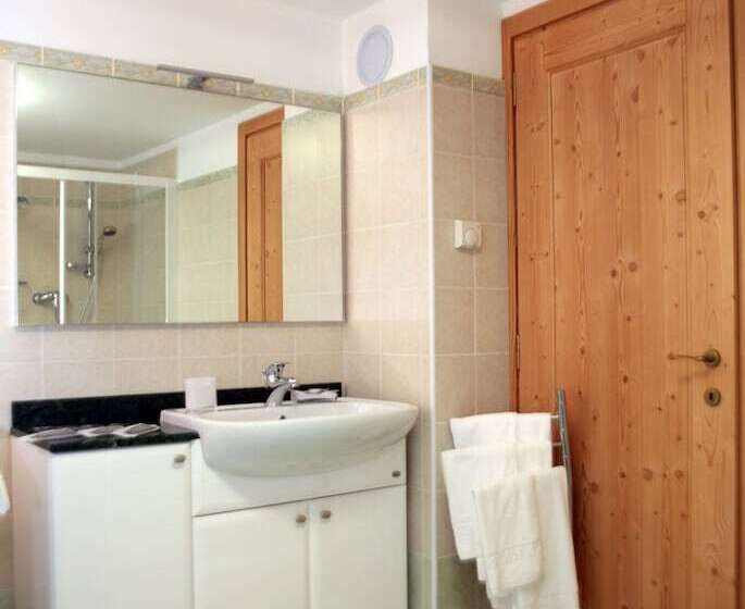 簡易ホテル Albergo Diffuso Valcellina E Val Vajont In Claut