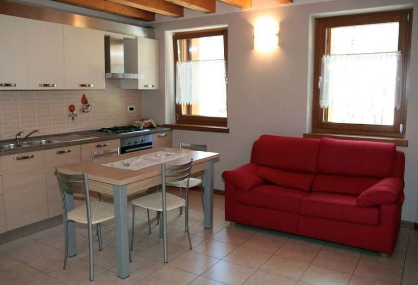 簡易ホテル Albergo Diffuso Valcellina E Val Vajont In Claut