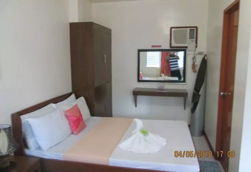 ホテル Agm Beachfront Resort & Resto