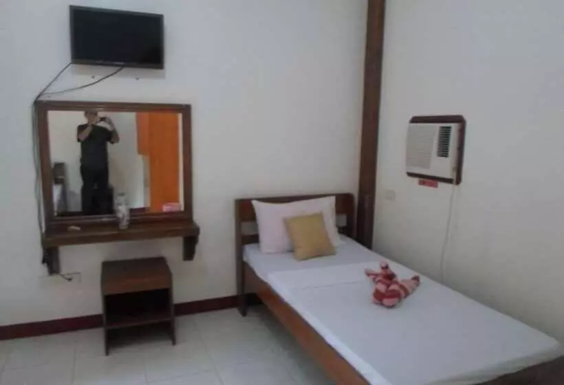 ホテル Agm Beachfront Resort & Resto