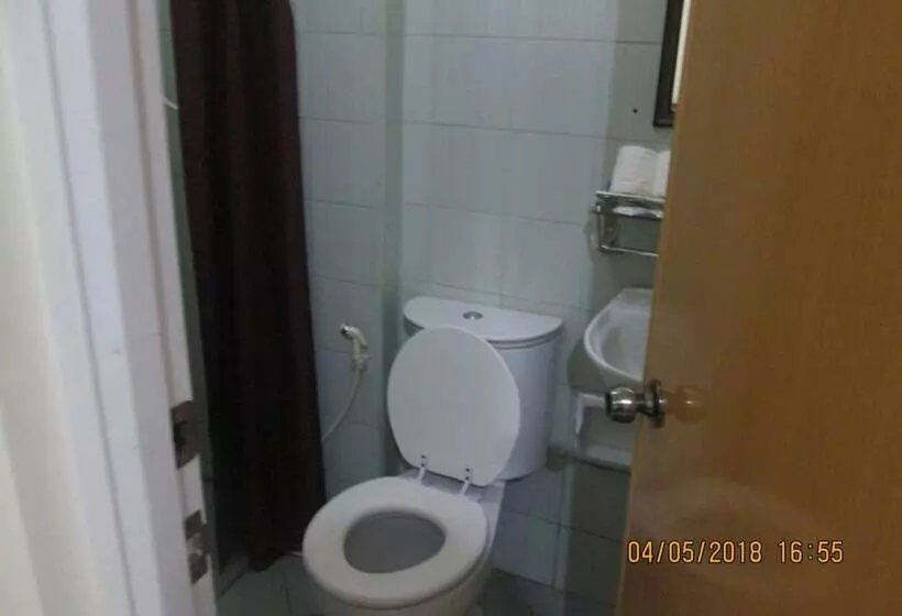 ホテル Agm Beachfront Resort & Resto