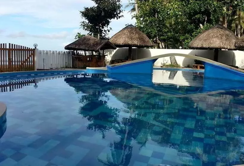 ホテル Agm Beachfront Resort & Resto