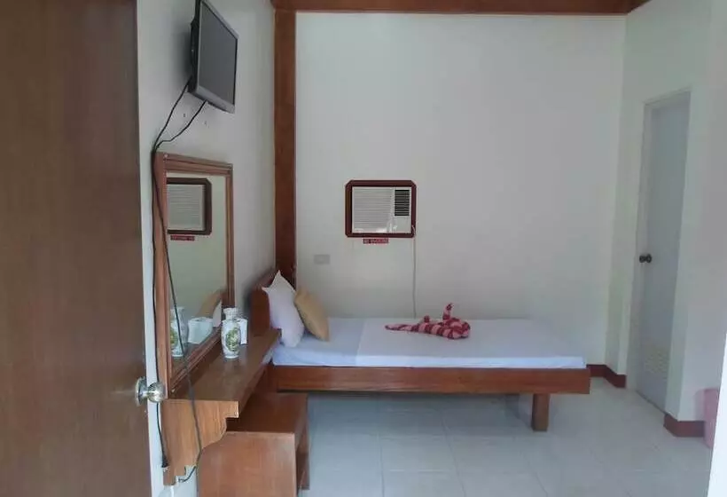 ホテル Agm Beachfront Resort & Resto